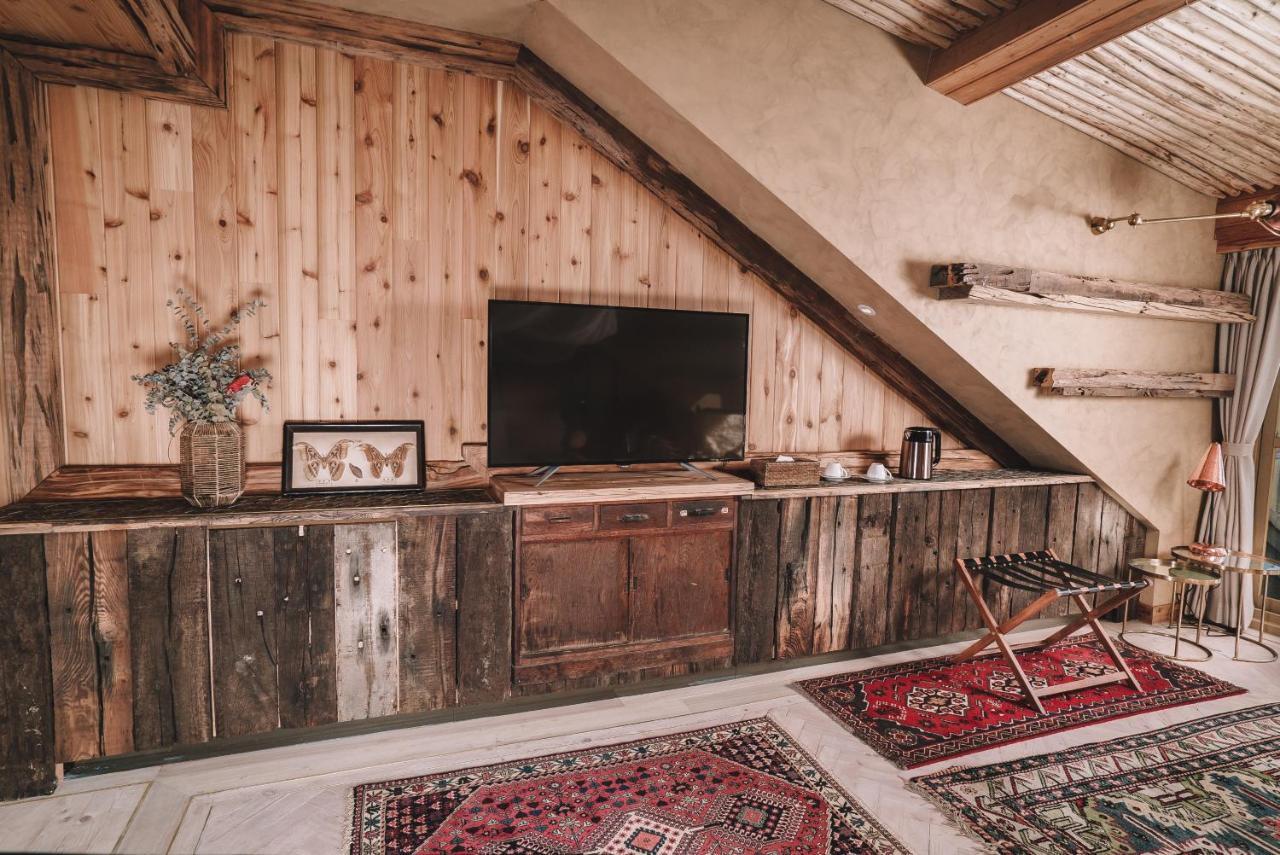Impression Nordic Manor Club Apartman Zsenaj Kültér fotó